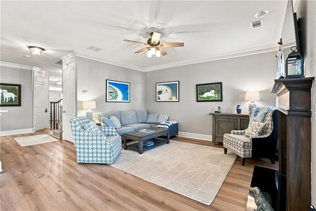3 bedroom, 3 bathroom, 2,178 sq ft townhouse under contract at 10289 Midway Avenue, Johns Creek, GA 30022 — photo 5