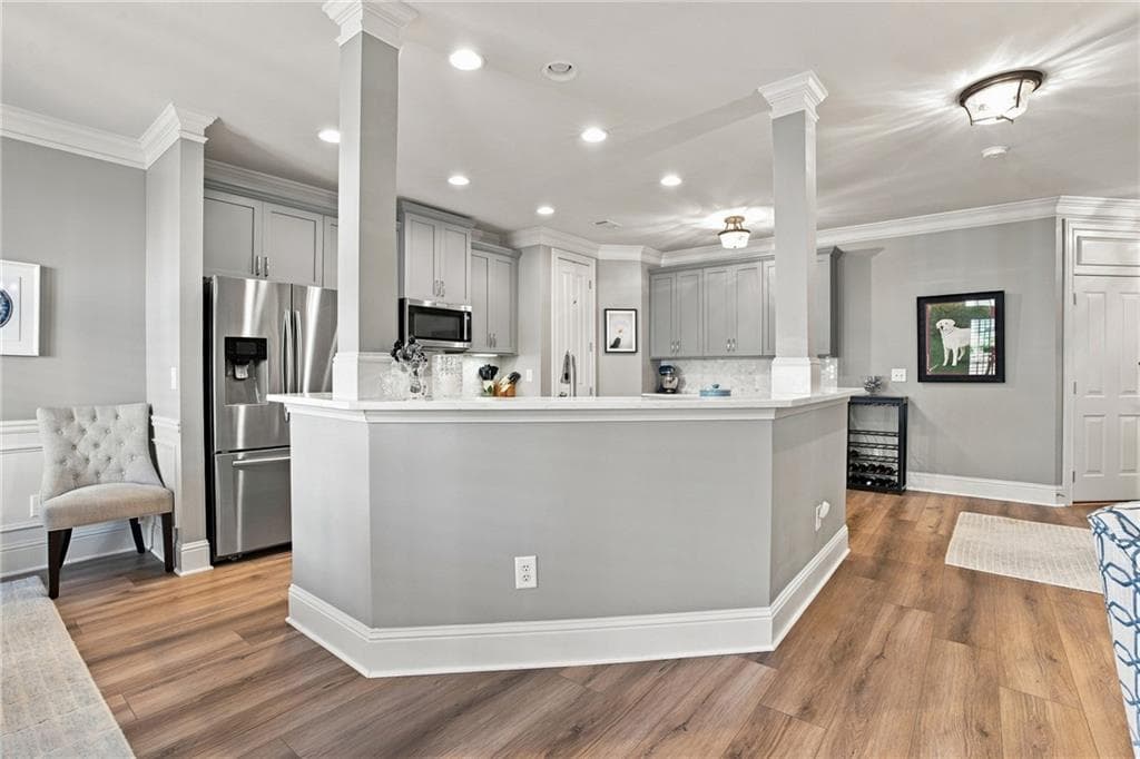 3 bedroom, 3 bathroom, 2,178 sq ft townhouse under contract at 10289 Midway Avenue, Johns Creek, GA 30022 — photo 10