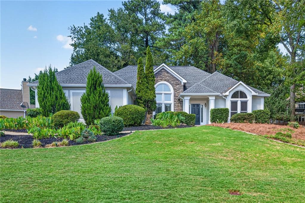 3 bedroom, 3 bathroom, 2,087 sq ft single family residence under contract at 290 Deer Cliff Cove, Lawrenceville, GA 30043