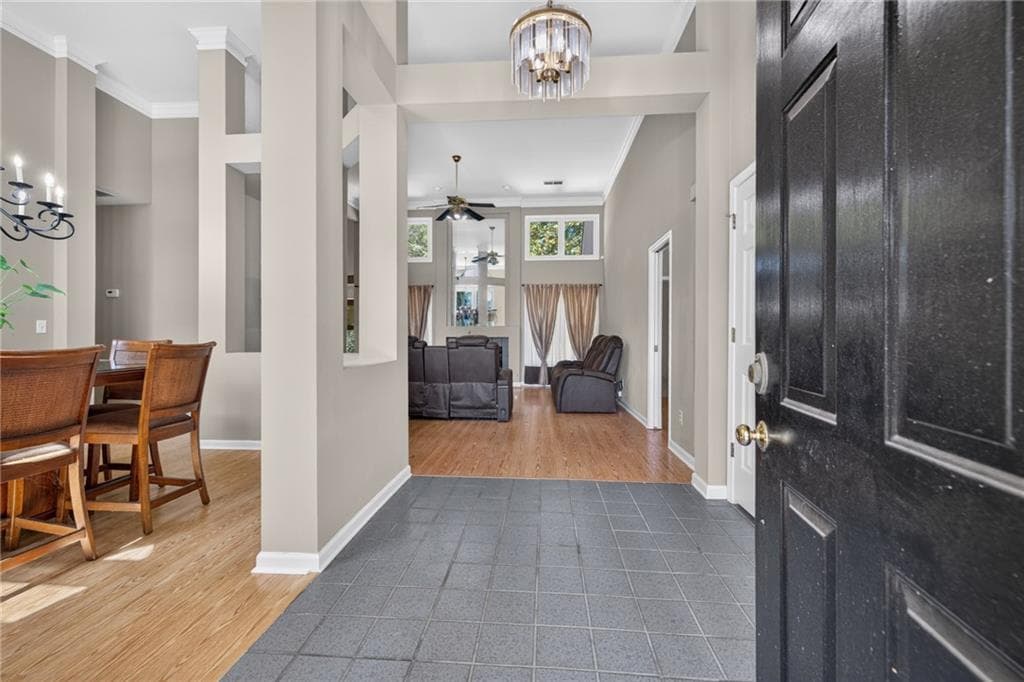 3 bedroom, 3 bathroom, 2,087 sq ft single family residence under contract at 290 Deer Cliff Cove, Lawrenceville, GA 30043 — photo 4