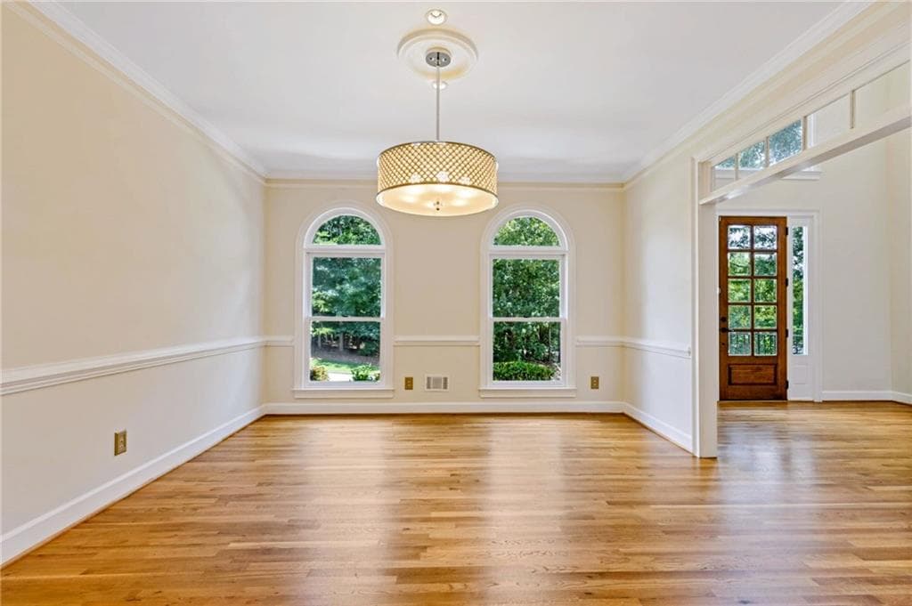 4 bedroom, 4 bathroom, 4,801 sq ft single family residence for sale at 1580 Winding Creek Circle, Snellville, GA 30078 — photo 7