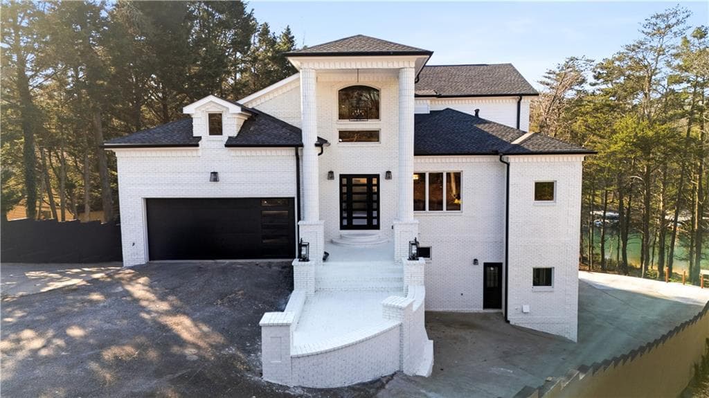 6 bedroom, 8 bathroom, 7,333 sq ft single family residence for sale at 2390 Peachtree Road, Cumming, GA 30041 — photo 3