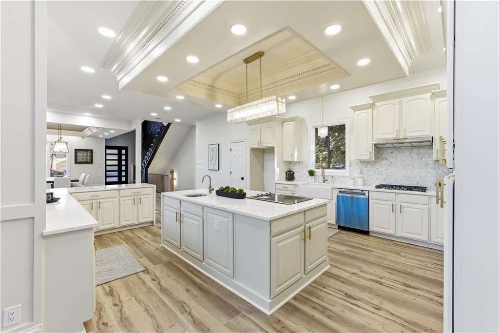 6 bedroom, 8 bathroom, 7,333 sq ft single family residence for sale at 2390 Peachtree Road, Cumming, GA 30041 — photo 10
