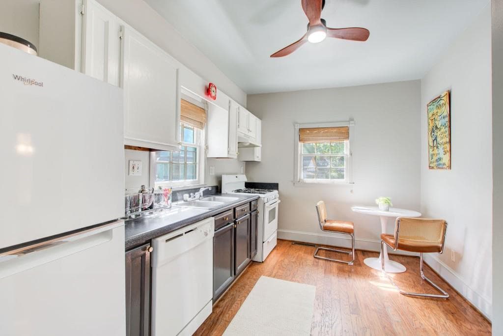 1 bedroom, 1 bathroom, 670 sq ft single family residence for sale at 627 Tennelle Street, Atlanta, GA 30312 — photo 7