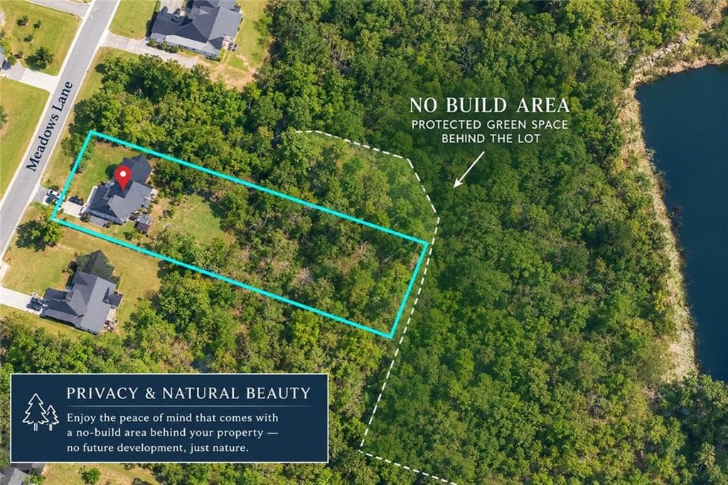 4 bedroom, 4 bathroom, 2,047 sq ft single family residence for sale at 946 Golden Meadows Lane, Loganville, GA 30052 — photo 2