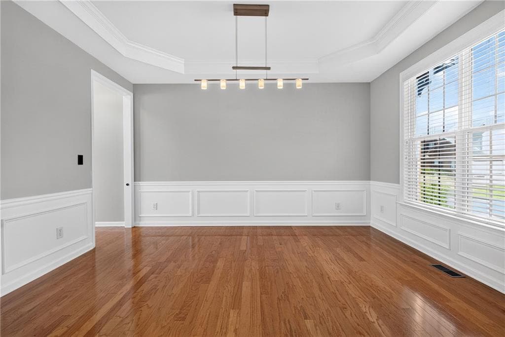 5 bedroom, 4 bathroom, 3,700 sq ft single family residence for rent at 225 Thamesmar Lane, Johns Creek, GA 30024 for $3,500 a month — photo 5