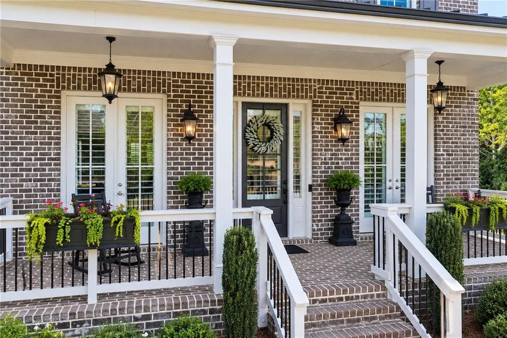 4 bedroom, 4 bathroom, 3,116 sq ft single family residence for sale at 5242 Lower Creek Street, Peachtree Corners, GA 30092 — photo 2