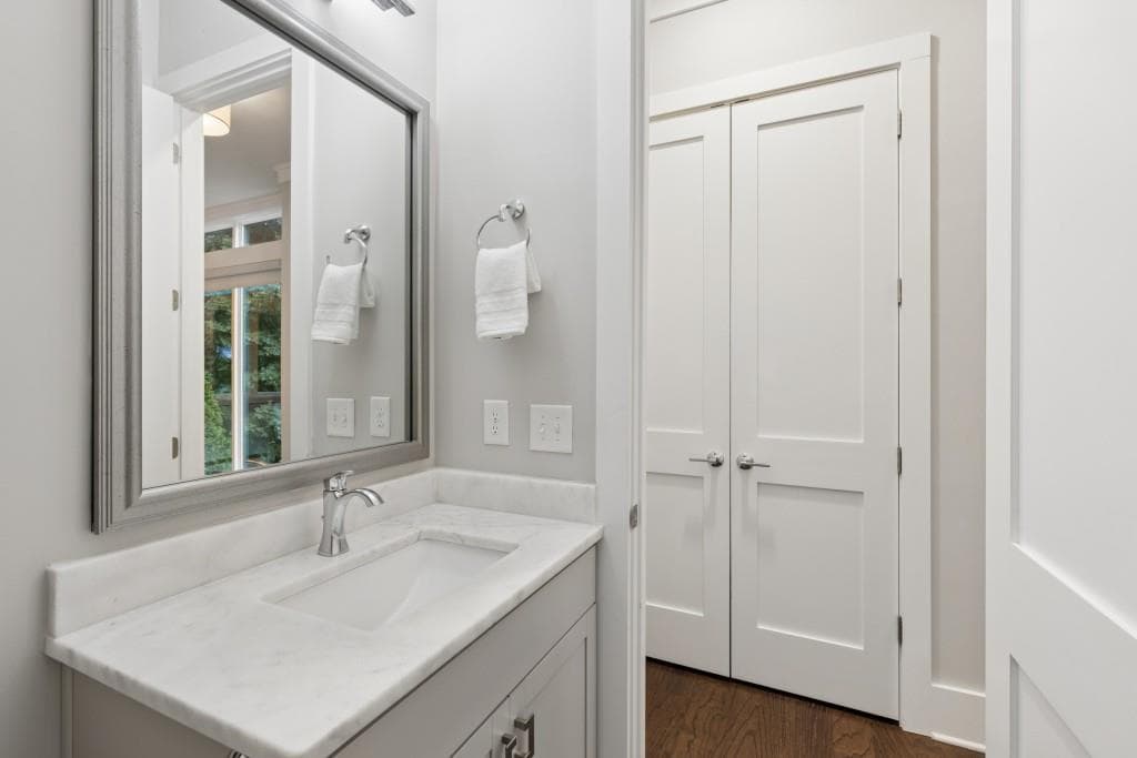 5 bedroom, 5 bathroom, 3,764 sq ft townhouse for rent at 2974 Hermance Drive, Atlanta, GA 30319 for $6,000 a month — photo 5