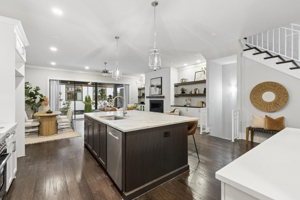 5 bedroom, 5 bathroom, 3,764 sq ft townhouse for rent at 2974 Hermance Drive, Atlanta, GA 30319 for $6,000 a month — photo 7