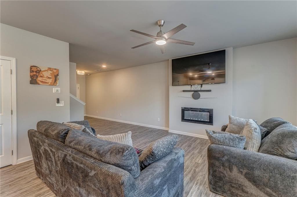 3 bedroom, 3 bathroom, 1,914 sq ft single family residence for sale at 122 Old Mill, Calhoun, GA 30701 — photo 6