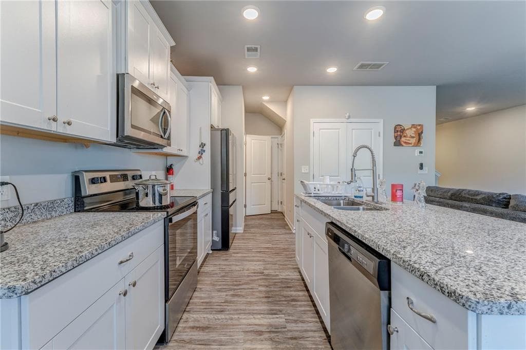 3 bedroom, 3 bathroom, 1,914 sq ft single family residence for sale at 122 Old Mill, Calhoun, GA 30701 — photo 10