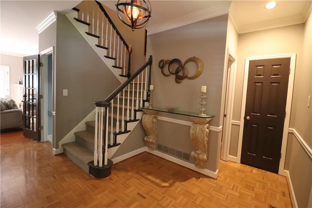 2 bedroom, 3 bathroom, 2,550 sq ft condominium under contract at 404 Bridle Path, Marietta, GA 30068 — photo 3