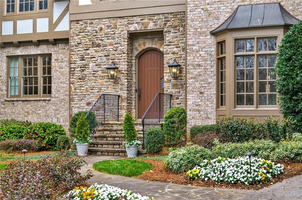 6 bedroom, 6 bathroom, 5,391 sq ft single family residence for sale at 75 26th Street, Atlanta, GA 30309 — photo 2