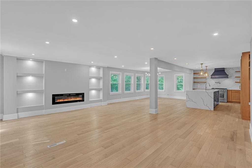 5 bedroom, 5 bathroom, 4,748 sq ft single family residence for sale at 2707 Cosmos Drive, Atlanta, GA 30345 — photo 10