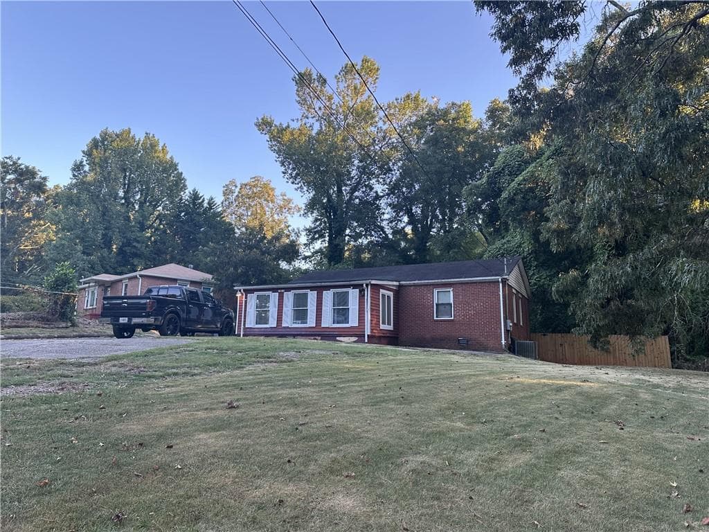 other for sale at 1860 S Columbia Place, Decatur, GA 30032 — photo 8