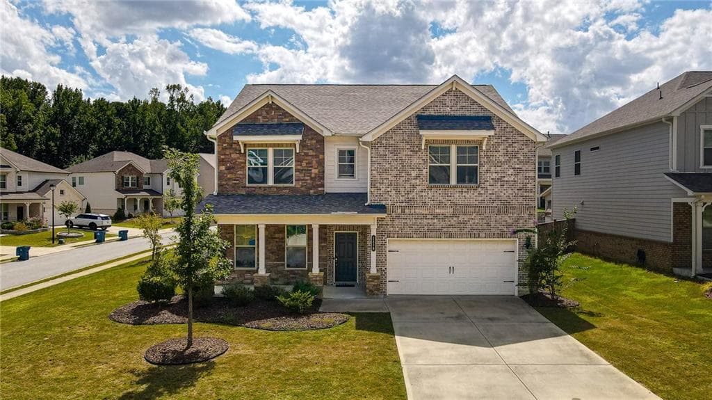 5 bedroom, 5 bathroom, 3,370 sq ft single family residence for sale at 1820 Wellston Drive, Lawrenceville, GA 30043 — photo 2