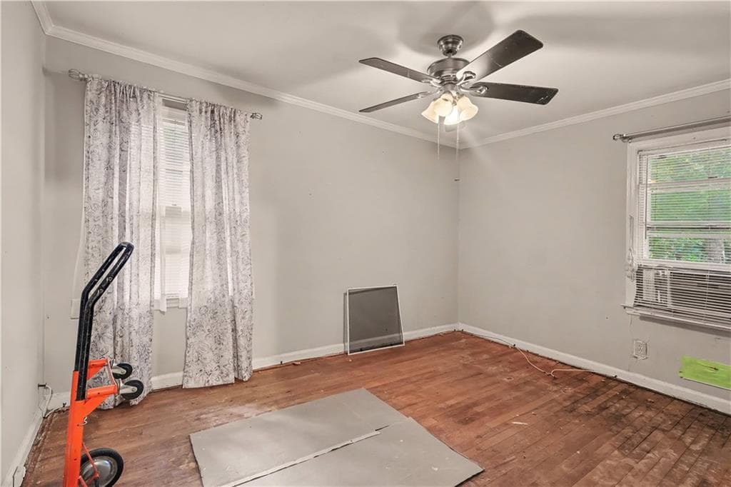 3 bedroom, 1 bathroom, 1,037 sq ft single family residence under contract at 719 Sherwood Drive, Griffin, GA 30224 — photo 6