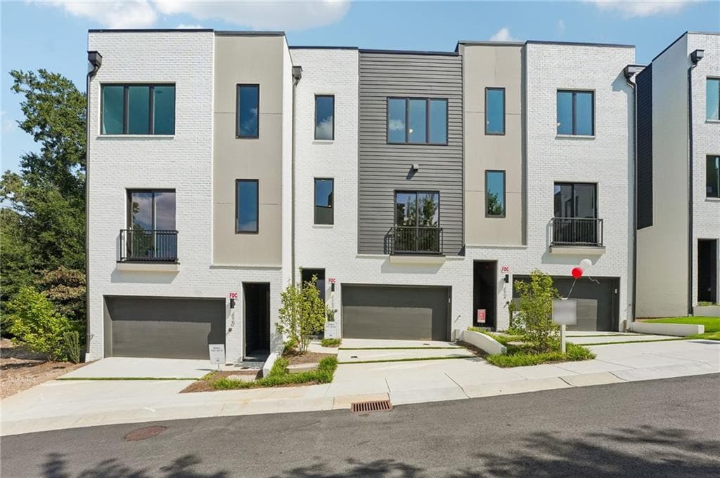4 bedroom, 5 bathroom, 3,140 sq ft townhouse for sale at 422 Cedar Dust Drive, Decatur, GA 30030