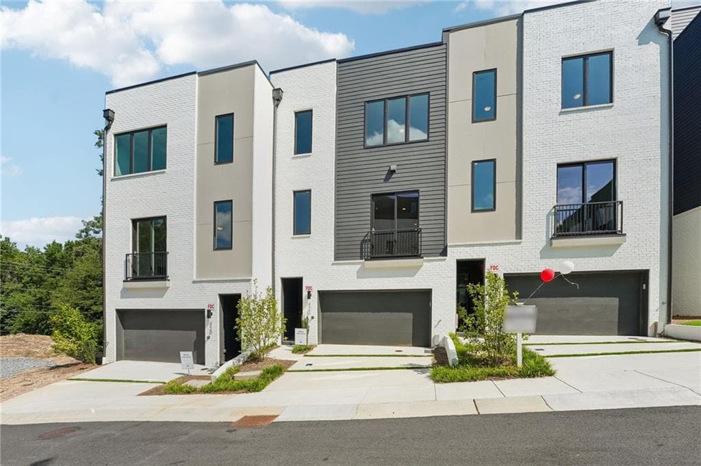 4 bedroom, 5 bathroom, 3,140 sq ft townhouse for sale at 422 Cedar Dust Drive, Decatur, GA 30030 — photo 3