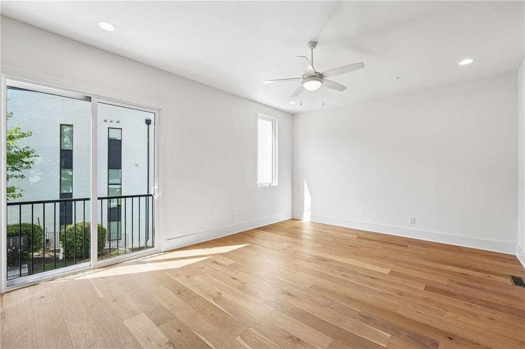 4 bedroom, 5 bathroom, 3,140 sq ft townhouse for sale at 422 Cedar Dust Drive, Decatur, GA 30030 — photo 6