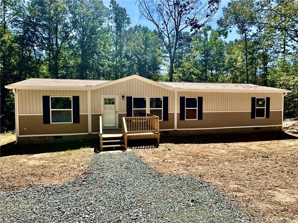 4 bedroom, 2 bathroom, 1,680 sq ft single family residence for sale at 7463 Yukon Road, Talking Rock, GA 30175