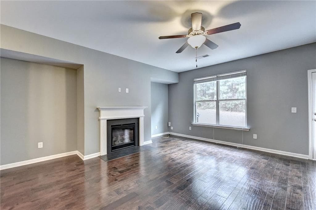 3 bedroom, 3 bathroom, 2,100 sq ft townhouse for rent at 5605 Bright Cross Way, Suwanee, GA 30024 for $2,500 a month — photo 8