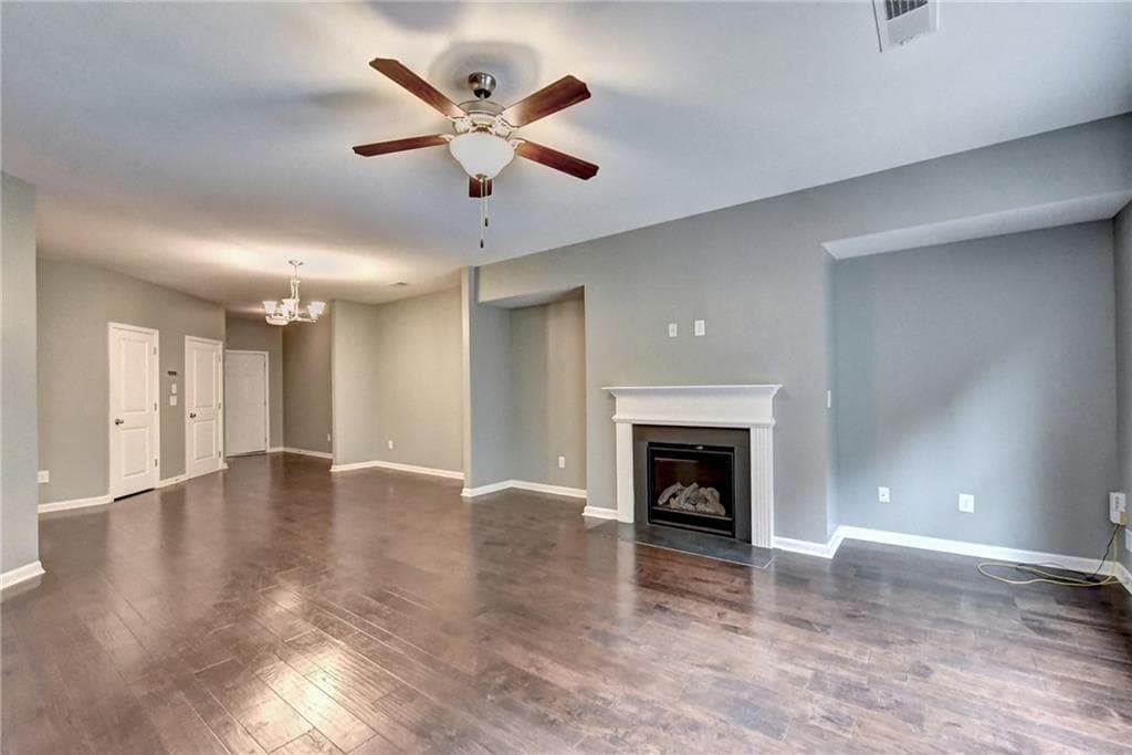 3 bedroom, 3 bathroom, 2,100 sq ft townhouse for rent at 5605 Bright Cross Way, Suwanee, GA 30024 for $2,500 a month — photo 9