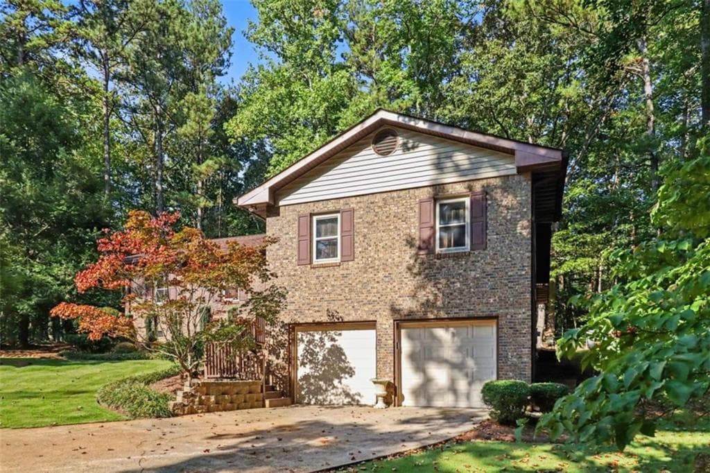 4 bedroom, 3 bathroom, 3,138 sq ft single family residence for sale at 1373 Fernwood Court, Villa Rica, GA 30180 — photo 5