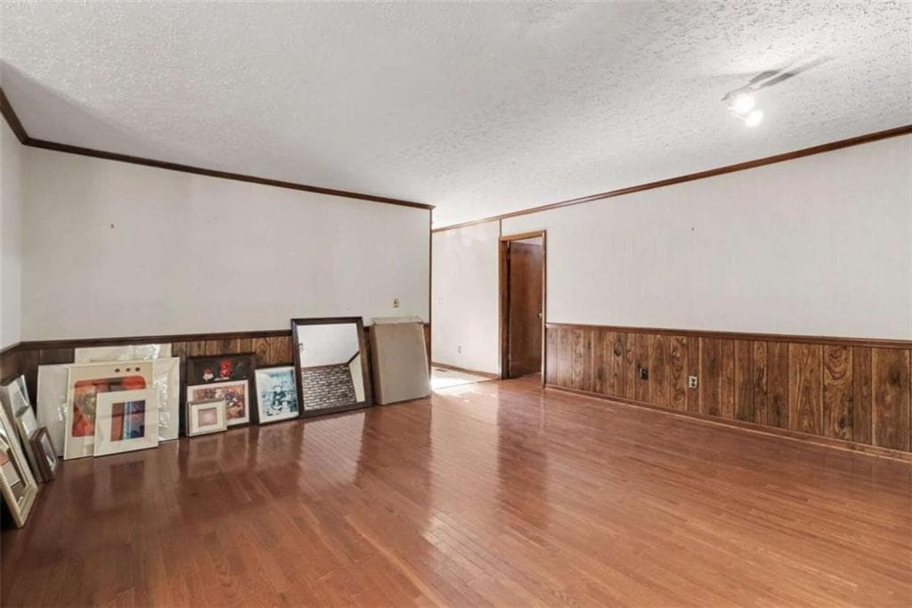 4 bedroom, 3 bathroom, 3,138 sq ft single family residence for sale at 1373 Fernwood Court, Villa Rica, GA 30180 — photo 9