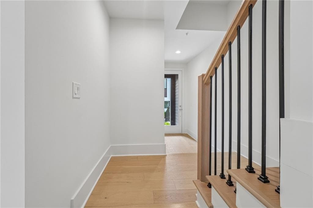 4 bedroom, 4 bathroom, 3,140 sq ft townhouse for sale at 432 Cedar Dust Drive, Decatur, GA 30030 — photo 5