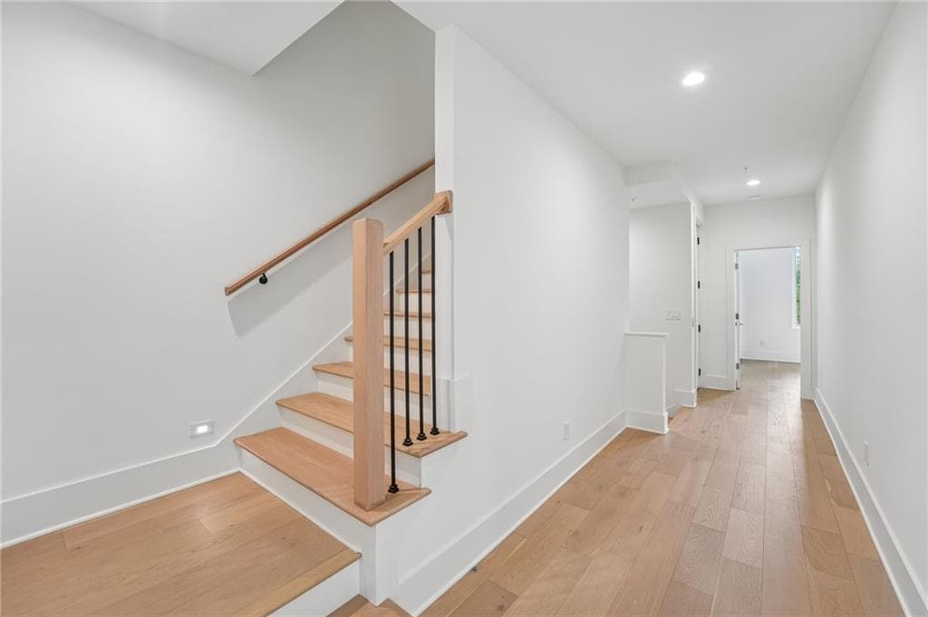 4 bedroom, 4 bathroom, 3,140 sq ft townhouse for sale at 432 Cedar Dust Drive, Decatur, GA 30030 — photo 7