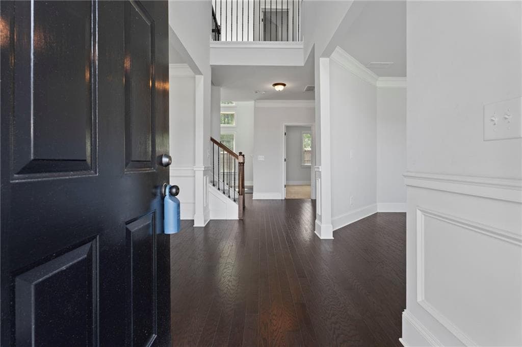 4 bedroom, 3 bathroom, 3,366 sq ft single family residence for sale at 4818 Ralin Court, Atlanta, GA 30331 — photo 4