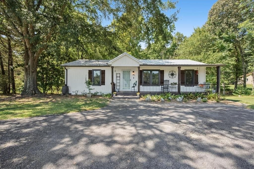 3 bedroom, 2 bathroom, 1,284 sq ft single family residence for sale at 149 Holder Rd, Dallas, GA 30132 — photo 5