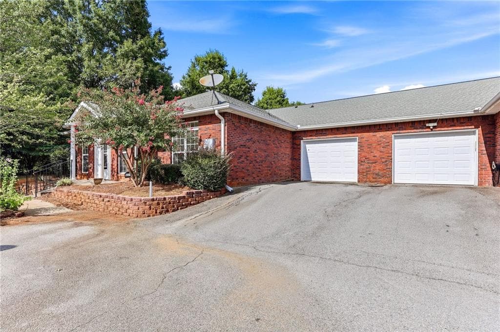 2 bedroom, 2 bathroom, 1,618 sq ft condominium for sale at 4287 Skyline View, Oakwood, GA 30566 — photo 5