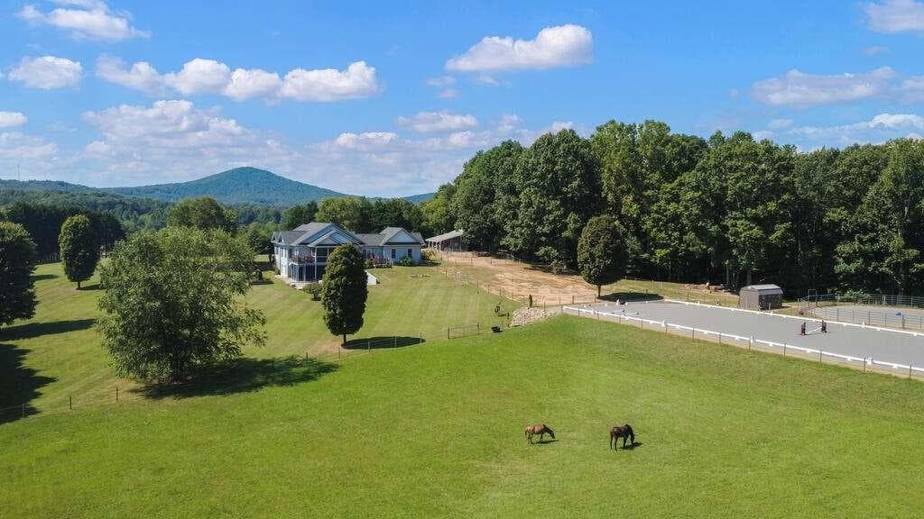 4 bedroom, 3 bathroom, 5,750 sq ft single family residence for sale at 178 Starlight Lane, Blairsville, GA 30512 — photo 8