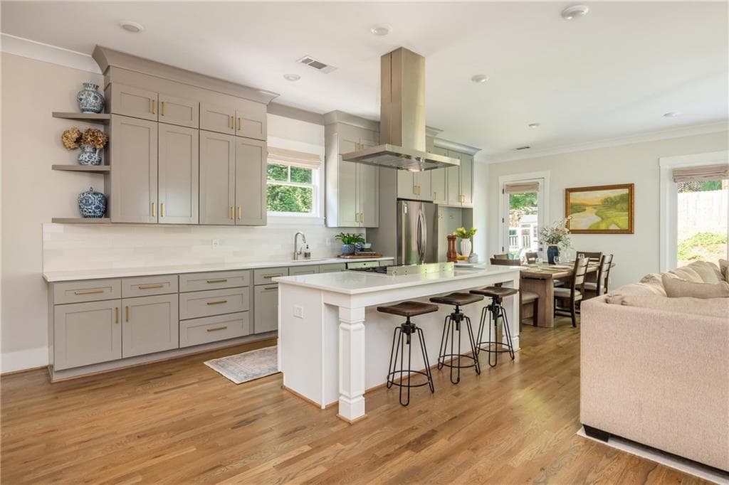 5 bedroom, 3 bathroom, 3,040 sq ft single family residence for rent at 940 Longley Avenue, Atlanta, GA 30318 for $5,500 a month — photo 10