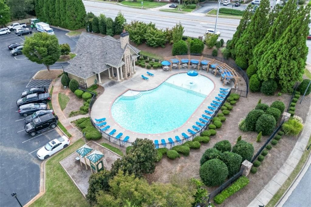 3 bedroom, 3 bathroom, 1,798 sq ft townhouse for sale at 352 Beynon Terrace, Suwanee, GA 30024 — photo 6