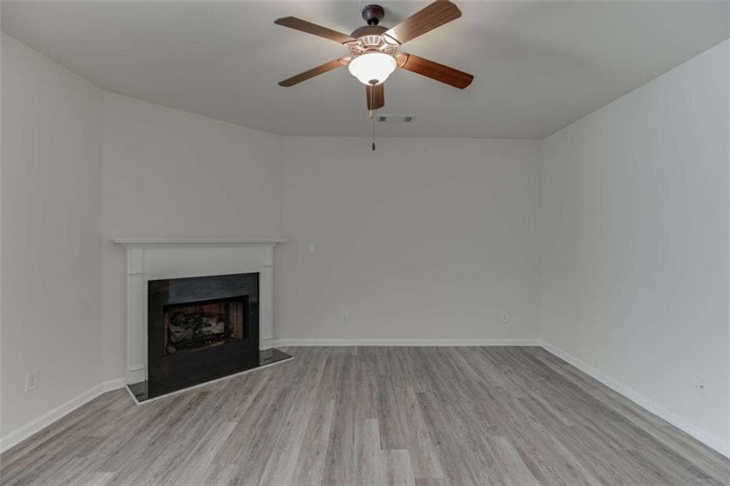 3 bedroom, 3 bathroom, 1,798 sq ft townhouse for sale at 352 Beynon Terrace, Suwanee, GA 30024 — photo 10
