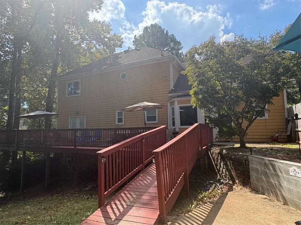 4 bedroom, 3 bathroom, 1,992 sq ft single family residence for sale at 1068 Leslie Place, Lithonia, GA 30058 — photo 6