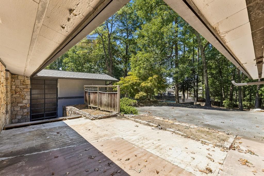 7 bedroom, 8 bathroom single family residence for sale at 1510 W Wesley Road, Atlanta, GA 30327 — photo 6