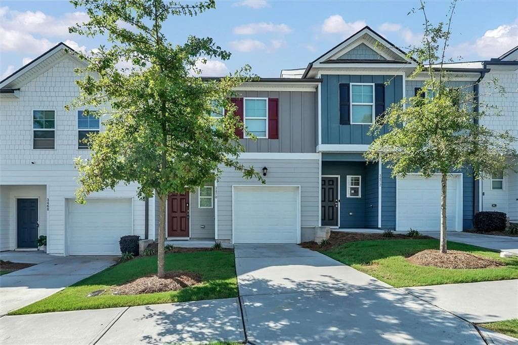 3 bedroom, 3 bathroom, 1,768 sq ft townhouse under contract at 3470 Lakeview Creek, Stonecrest, GA 30038 — photo 4