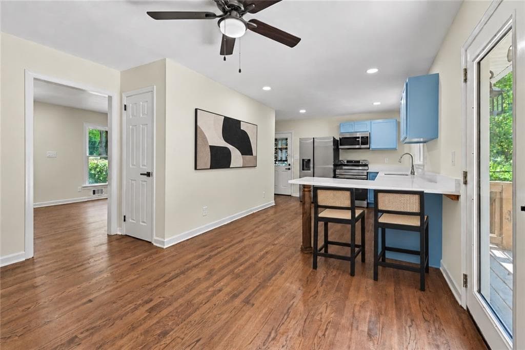 3 bedroom, 2 bathroom, 1,720 sq ft single family residence for sale at 2884 Ben Hill Road, East Point, GA 30344 — photo 4