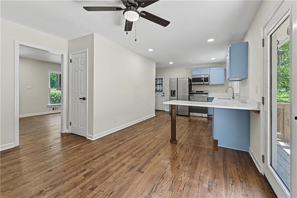 3 bedroom, 2 bathroom, 1,720 sq ft single family residence for sale at 2884 Ben Hill Road, East Point, GA 30344 — photo 5