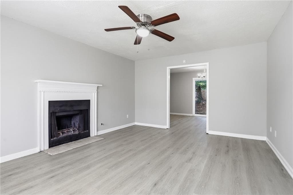 3 bedroom, 3 bathroom, 1,402 sq ft single family residence for sale at 5038 Donnell Way, Decatur, GA 30035 — photo 9