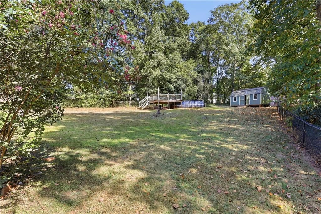 4 bedroom, 3 bathroom, 2,464 sq ft single family residence for sale at 69 Forest Hill Court, Commerce, GA 30529 — photo 4