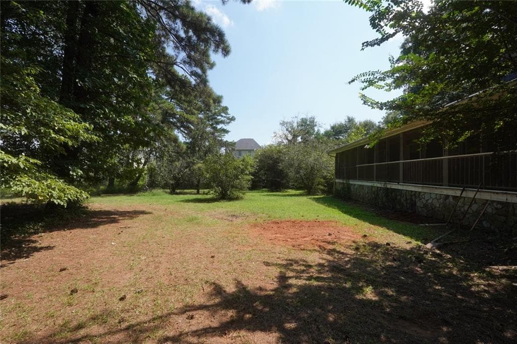 3 bedroom, 2 bathroom, 1,972 sq ft single family residence for sale at 76 Harold Drive, Mcdonough, GA 30253 — photo 9