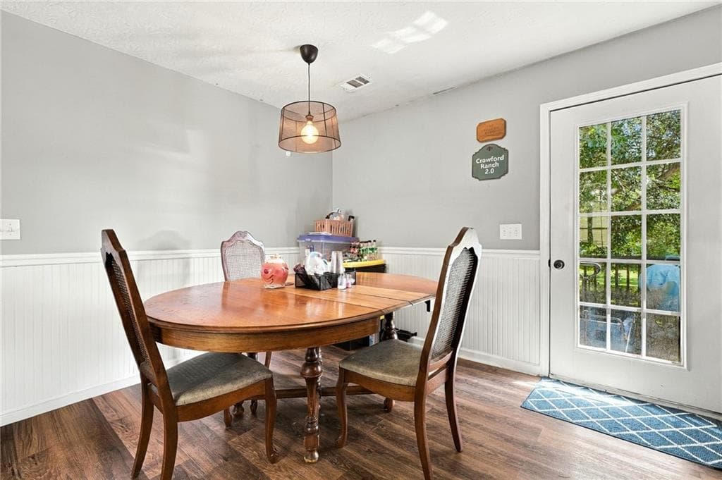3 bedroom, 2 bathroom, 1,215 sq ft single family residence for sale at 270 Brody Drive, Resaca, GA 30735 — photo 9