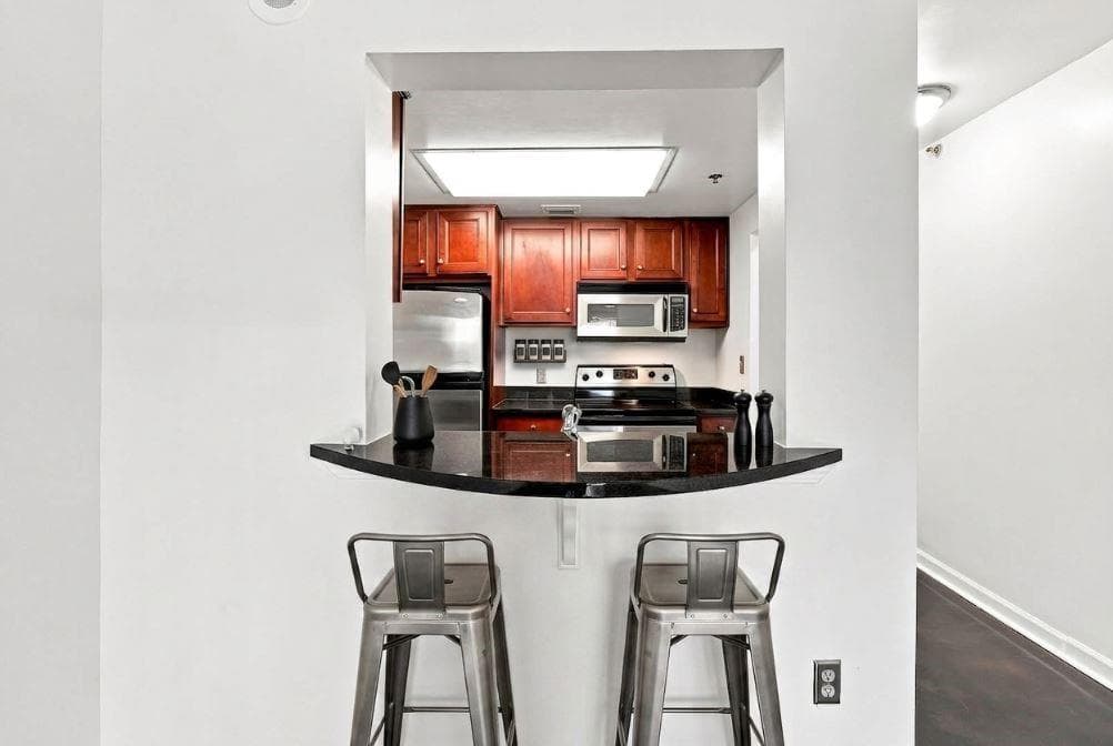 1 bedroom, 1 bathroom, 457 sq ft condominium for sale at 1280 W Peachtree Street 3001, Atlanta, GA 30309 — photo 7