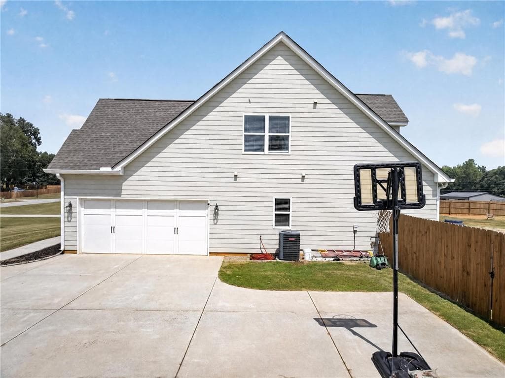 4 bedroom, 3 bathroom, 2,846 sq ft single family residence for sale at 199 Thurmond Road, Statham, GA 30666 — photo 3