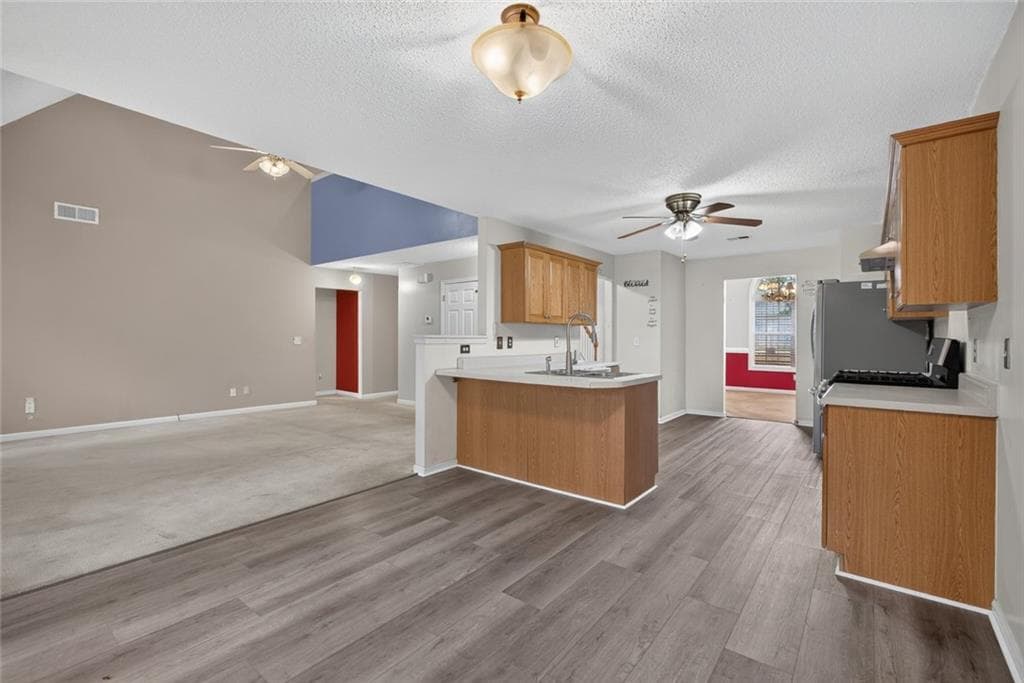 4 bedroom, 3 bathroom, 4,057 sq ft single family residence for sale at 212 Stagecoach Pass, Temple, GA 30179 — photo 6